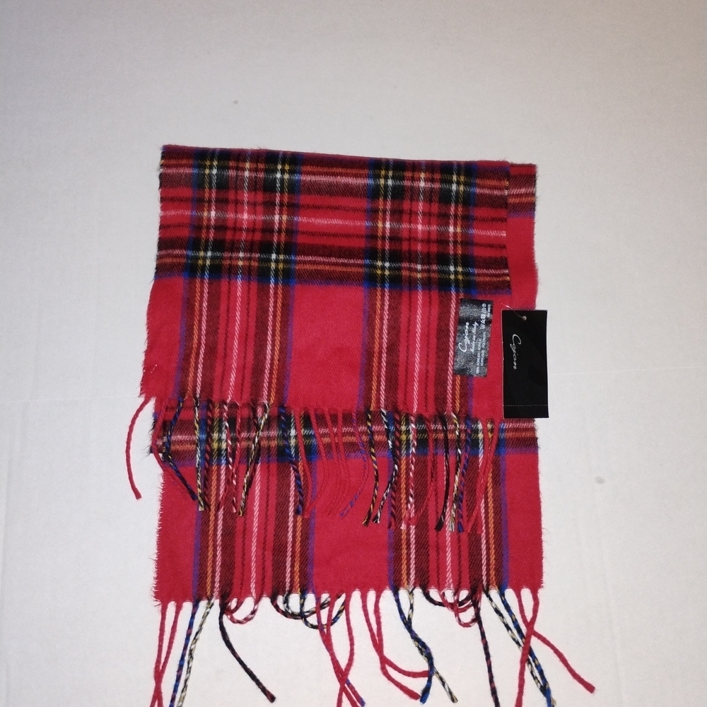 NWT Cejon Plaid Wrap Scarf Retails $36 AT Macy's